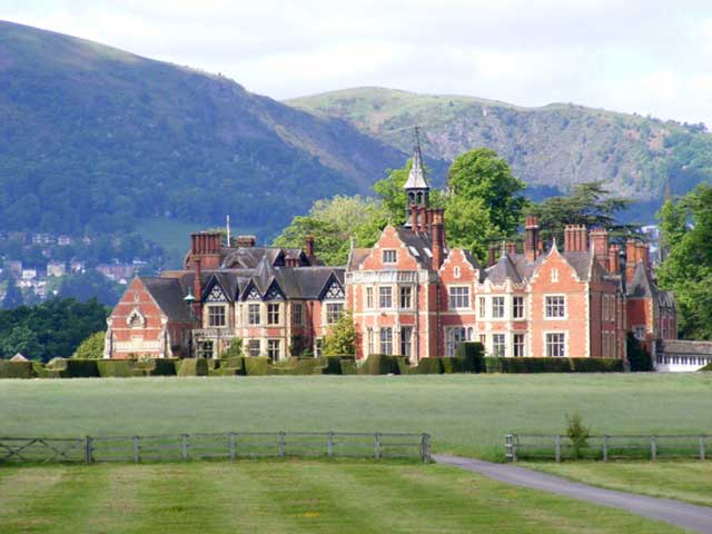 Madresfield Court in 2008, looking north