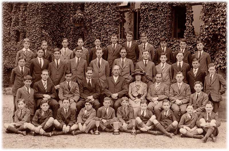 Southlea pupils about 1921